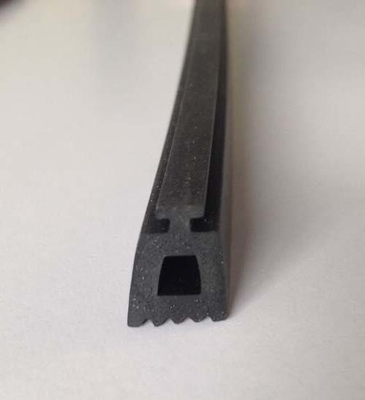 ODM Black U Silicone Rubber Profiles Seal Strip EPDM Weather Resistance